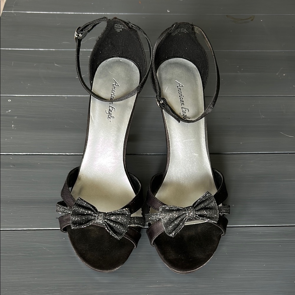 American Eagle Outfitters Black Heels with Shimmering Bow